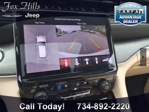 Used 2025 Jeep Grand Cherokee L Limited w/ Luxury Tech Group II AWD/4WD image 23
