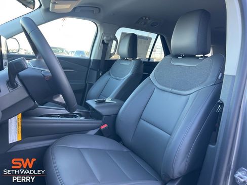 New 2026 Ford Explorer Active w/ Active Comfort Package image 18