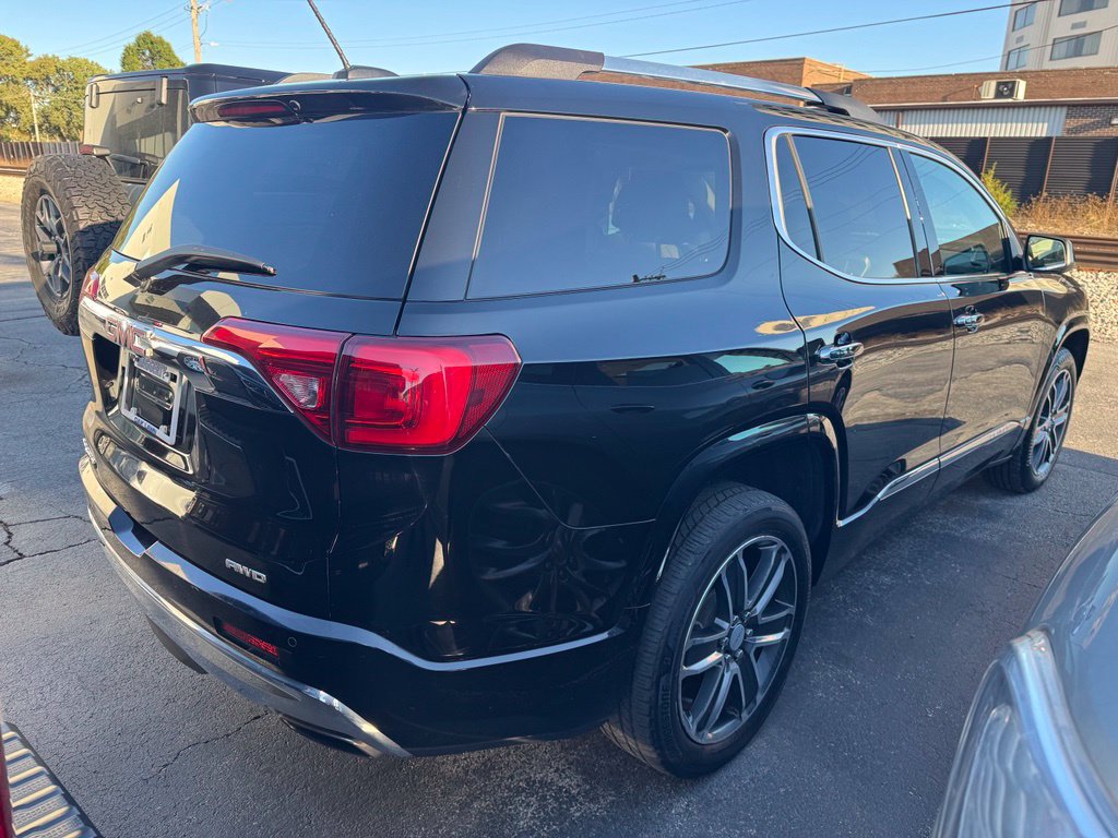 Used 2019 GMC Acadia Denali AWD/4WD image 3