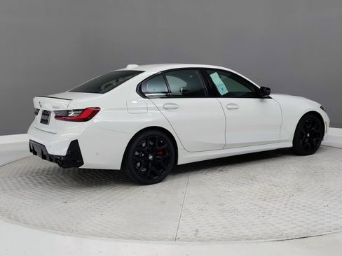 New 2026 BMW 330i Sedan w/ M Sport Package image 6