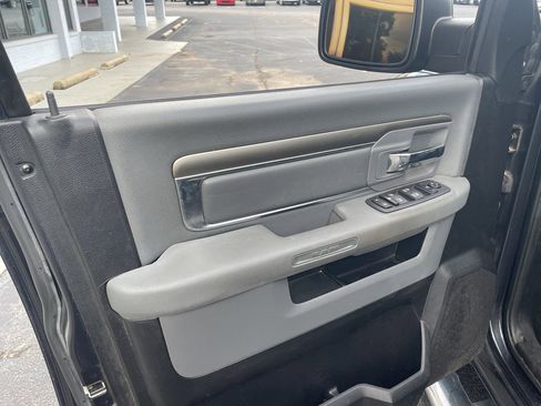 Used 2013 RAM 1500 Big Horn image 11