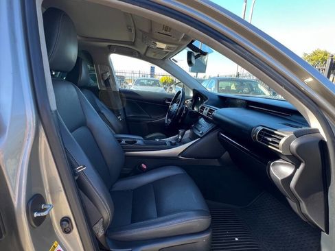 Used 2015 Lexus IS 250 RWD image 17
