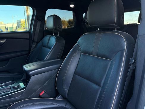 Used 2019 Chevrolet Blazer Premier w/ Sun and Wheels Package image 41