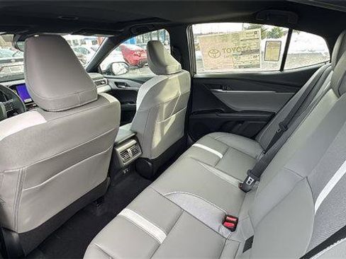 New 2026 Toyota Camry SE image 8