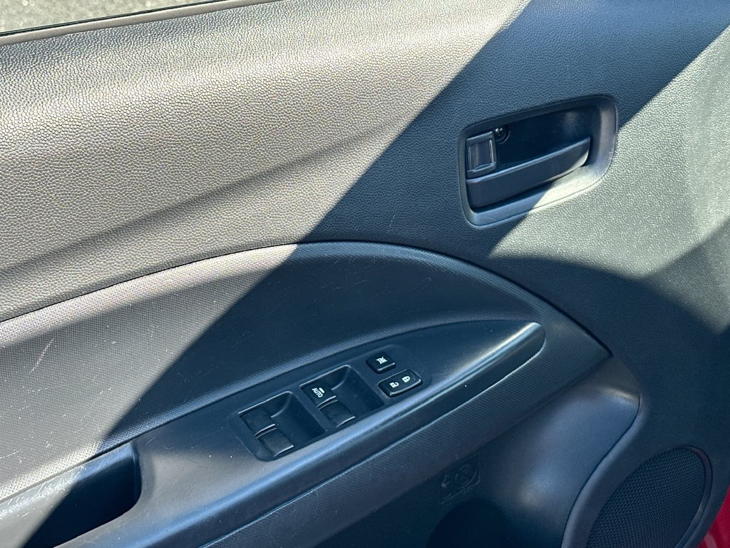 Used 2024 Mitsubishi Mirage ES FWD image 21
