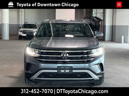 Used 2023 Volkswagen Atlas Cross Sport SE AWD/4WD image 3