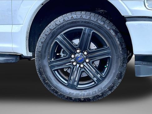 Used 2020 Ford F150 XLT w/ Equipment Group 302A Luxury AWD/4WD image 9