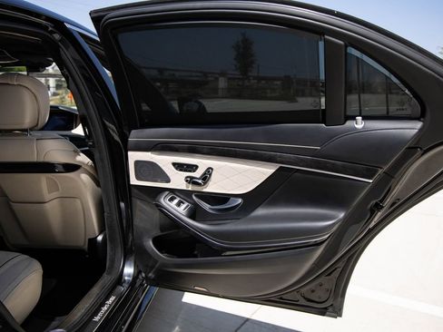 Used 2020 Mercedes-Benz S 560 Sedan image 29