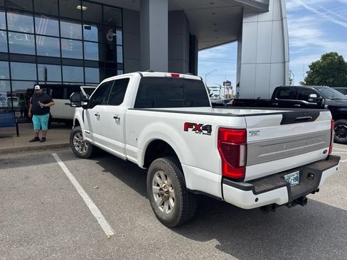 Used 2021 Ford F250 Platinum w/ FX4 Off-Road Package AWD/4WD image 7