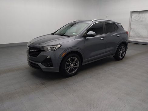 Used 2021 Buick Encore GX Select w/ Sport Touring Package FWD image 2