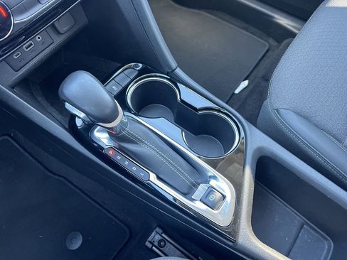 Used 2022 Buick Encore GX Preferred image 8