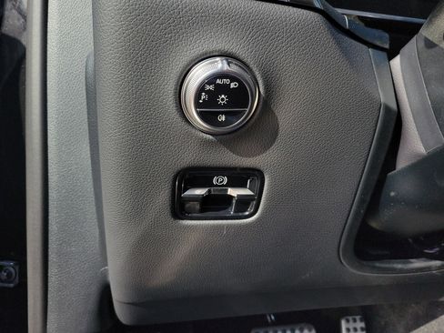 New 2026 Mercedes-Benz GLC 43 AMG 4MATIC Coupe image 16