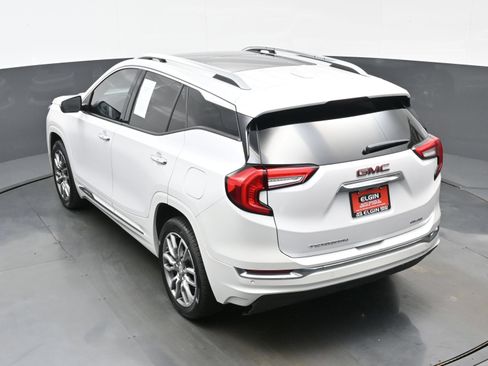 Used 2023 GMC Terrain Denali w/ Denali Premium Package AWD/4WD image 39