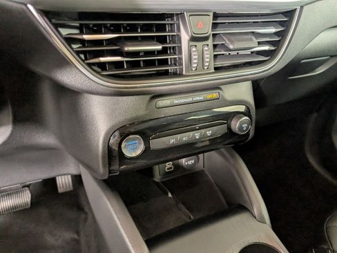 New 2025 Ford Escape SE w/ PHEV Premium Package image 20