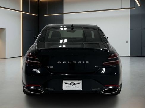 Certified 2022 Genesis G70 2.0T w/ Sport Advanced Package RWD image 6