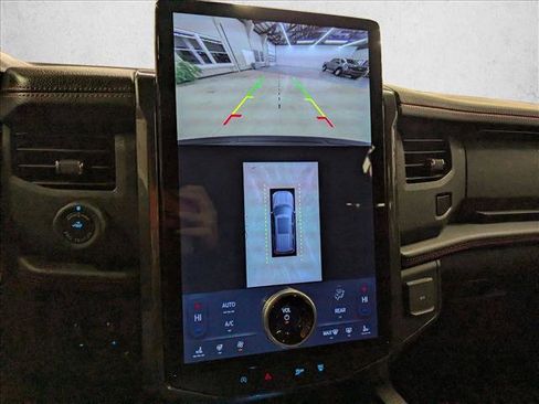 Certified 2024 Ford Expedition Limited image 15