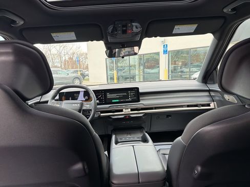 New 2027 Kia Telluride S image 24