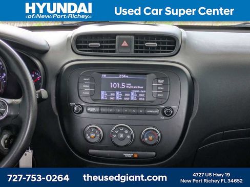 Used 2017 Kia Soul image 18
