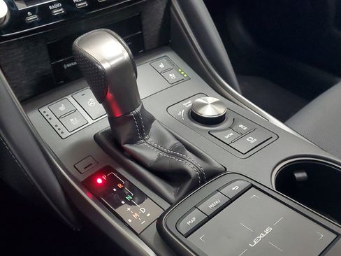 Used 2023 Lexus IS 500 image 35