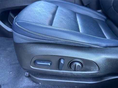 Used 2022 Chevrolet Bolt EUV Premier w/ Sun & Sound Package image 13