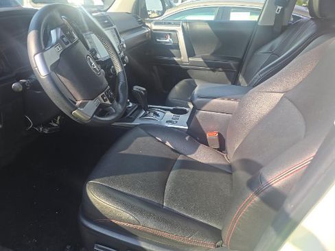 Used 2023 Toyota 4Runner 40th Anniversary SE AWD/4WD image 4