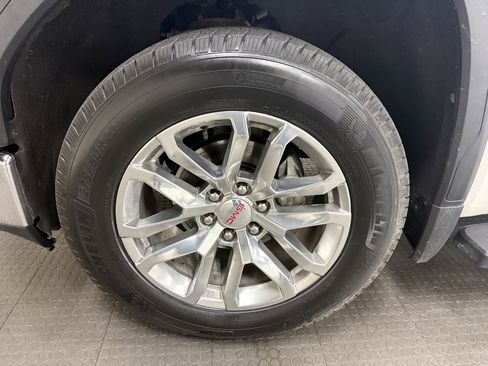 Used 2019 GMC Sierra 1500 SLT w/ SLT Premium Package image 10