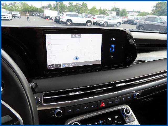 Used 2024 Hyundai Palisade Calligraphy AWD/4WD image 18
