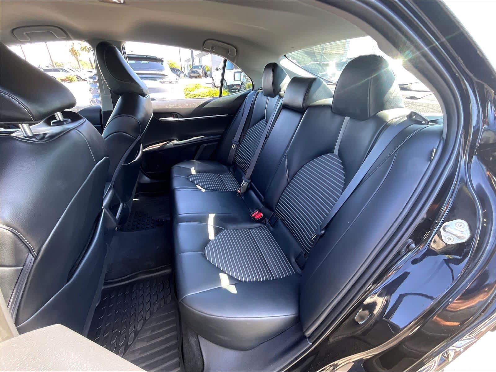 Used 2024 Toyota Camry SE FWD image 28
