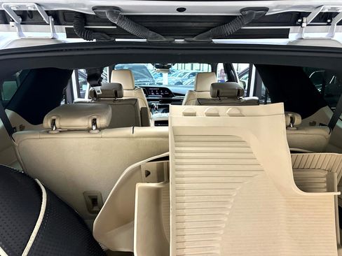 Used 2021 Cadillac Escalade Premium Luxury w/ Driver Assist Tech Package image 16