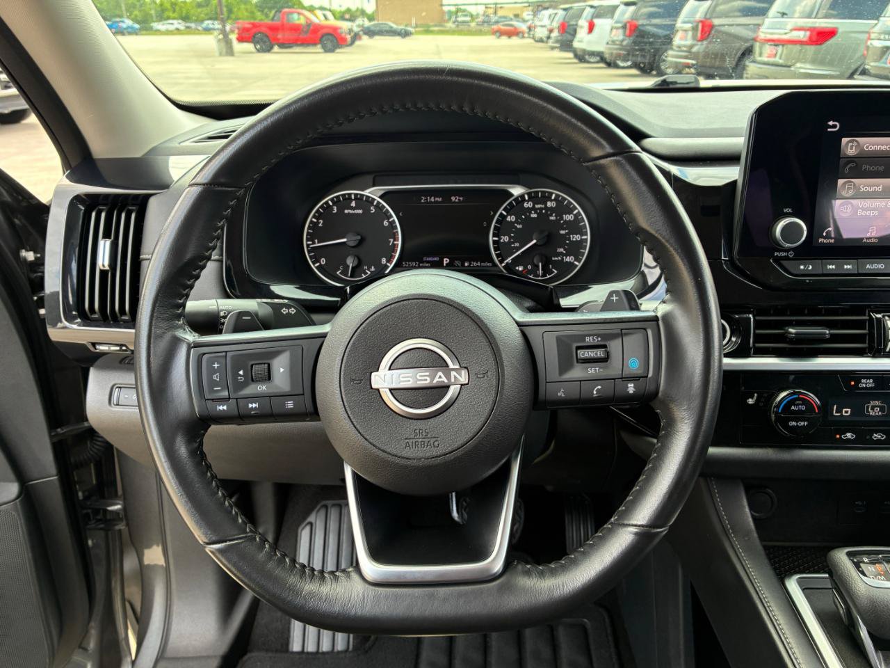 Used 2024 Nissan Pathfinder SV FWD image 15