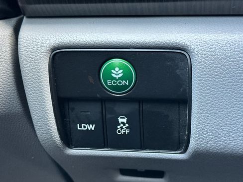 Used 2013 Honda Accord EX-L image 29