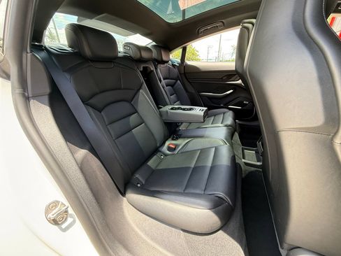 Used 2022 Porsche Taycan 4S AWD/4WD image 34