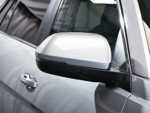 Used 2021 Volkswagen Atlas Cross Sport SEL R-Line image 70