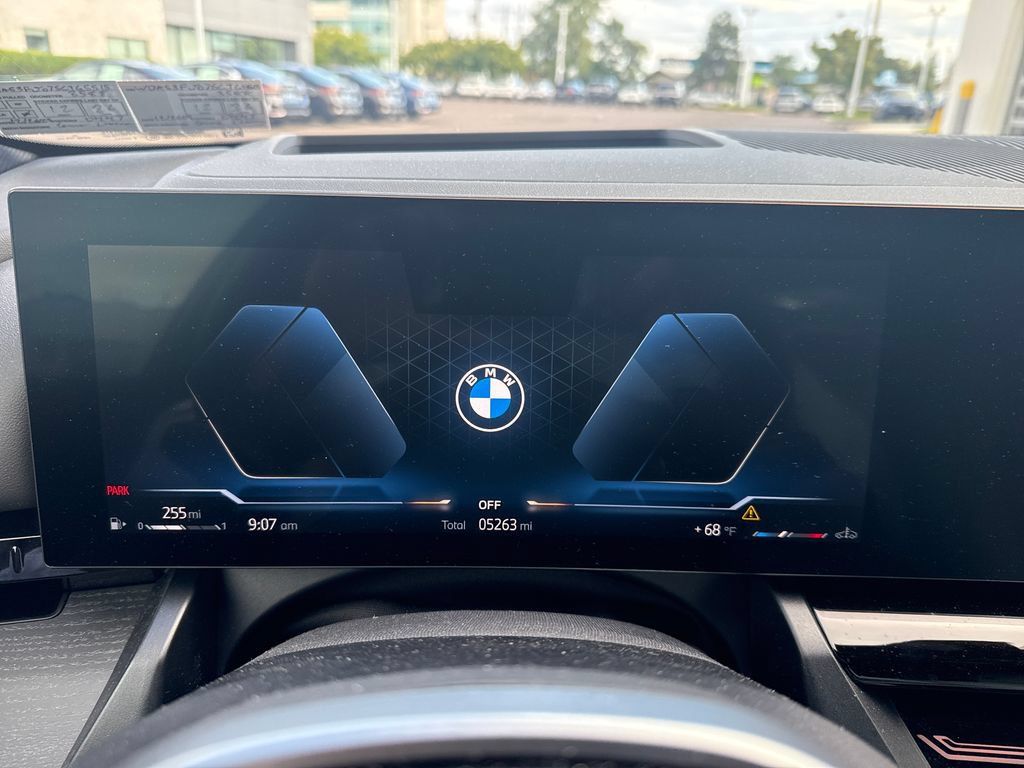 Certified 2025 BMW 530i xDrive w/ Executive Package AWD/4WD image 13