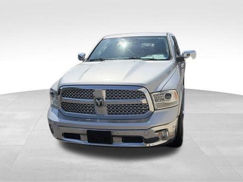 Used 2017 RAM 1500 Laramie w/ Convenience Group AWD/4WD image 36