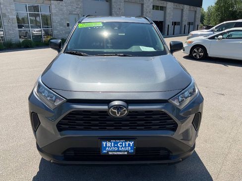 Used 2019 Toyota RAV4 LE w/ All Weather Liner Package AWD/4WD image 12