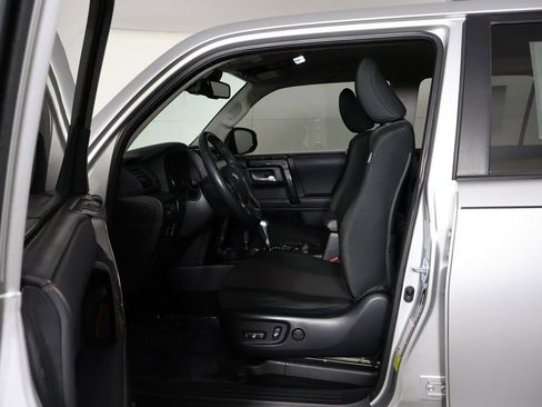 Used 2021 Toyota 4Runner TRD Off-Road AWD/4WD image 25