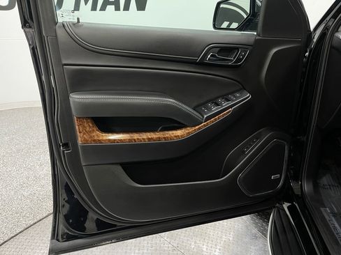 Used 2018 Chevrolet Tahoe Premier image 15