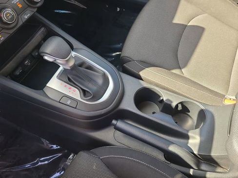 Used 2024 Kia Forte LXS image 30