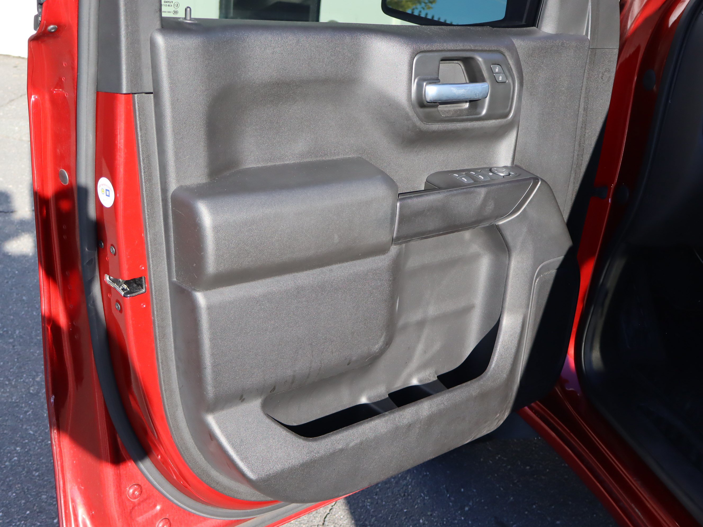 Used 2021 Chevrolet Silverado 1500 Custom AWD/4WD image 16