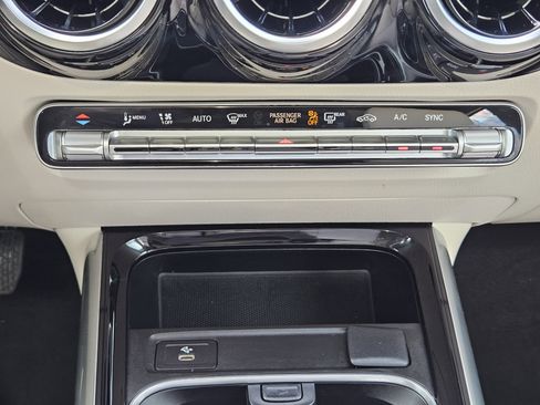 Certified 2026 Mercedes-Benz GLA 250 image 18