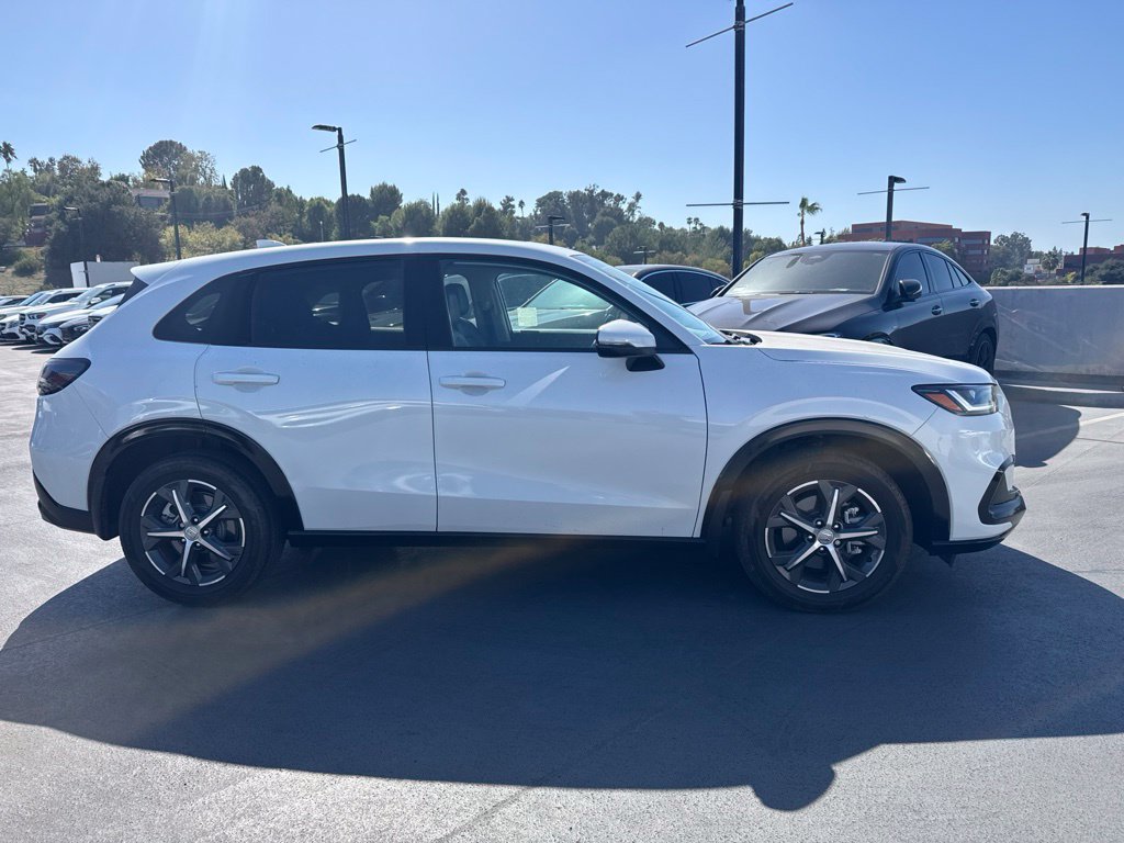 Used 2024 Honda HR-V EX-L image 4