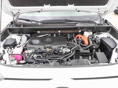Used 2023 Toyota RAV4 XLE Premium AWD/4WD image 28