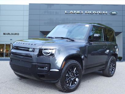 New 2025 Land Rover Defender 90 X-Dynamic SE