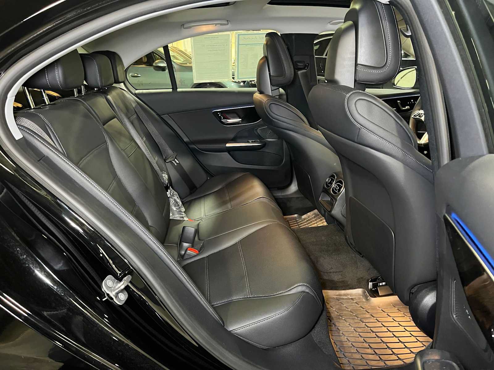 Used 2026 Mercedes-Benz C 300 4MATIC Sedan image 13