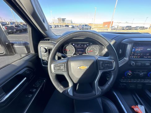 Used 2020 Chevrolet Silverado 2500 LTZ w/ LTZ Premium Package image 14