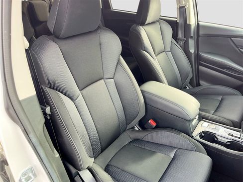 Used 2023 Subaru Ascent Premium w/ Convenience Package image 30