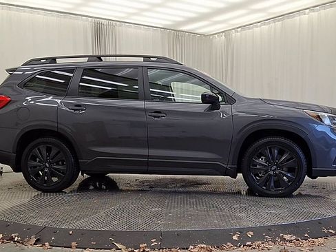 Used 2022 Subaru Ascent Onyx Edition image 6