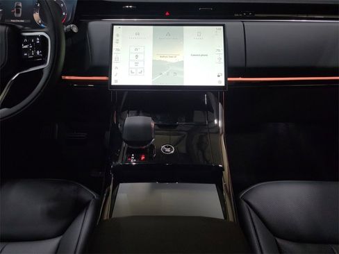New 2025 Land Rover Range Rover Sport SE image 26