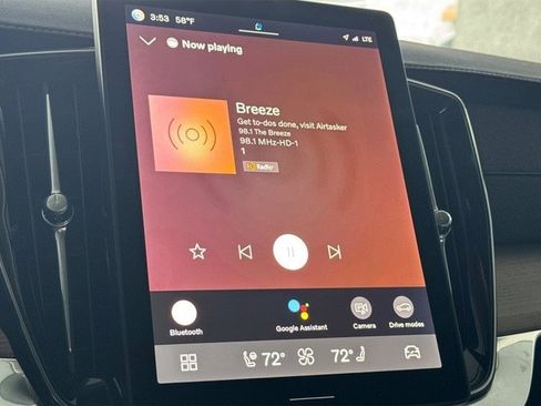 Certified 2025 Volvo XC90 B6 Plus image 20